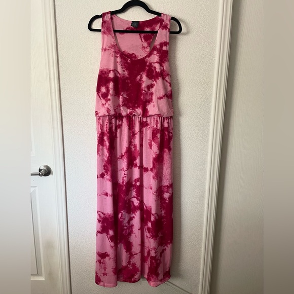 Faded Glory Dresses & Skirts - 🌟5/$15🌟Faded Glory Pink Tie-Dye Maxi Dress